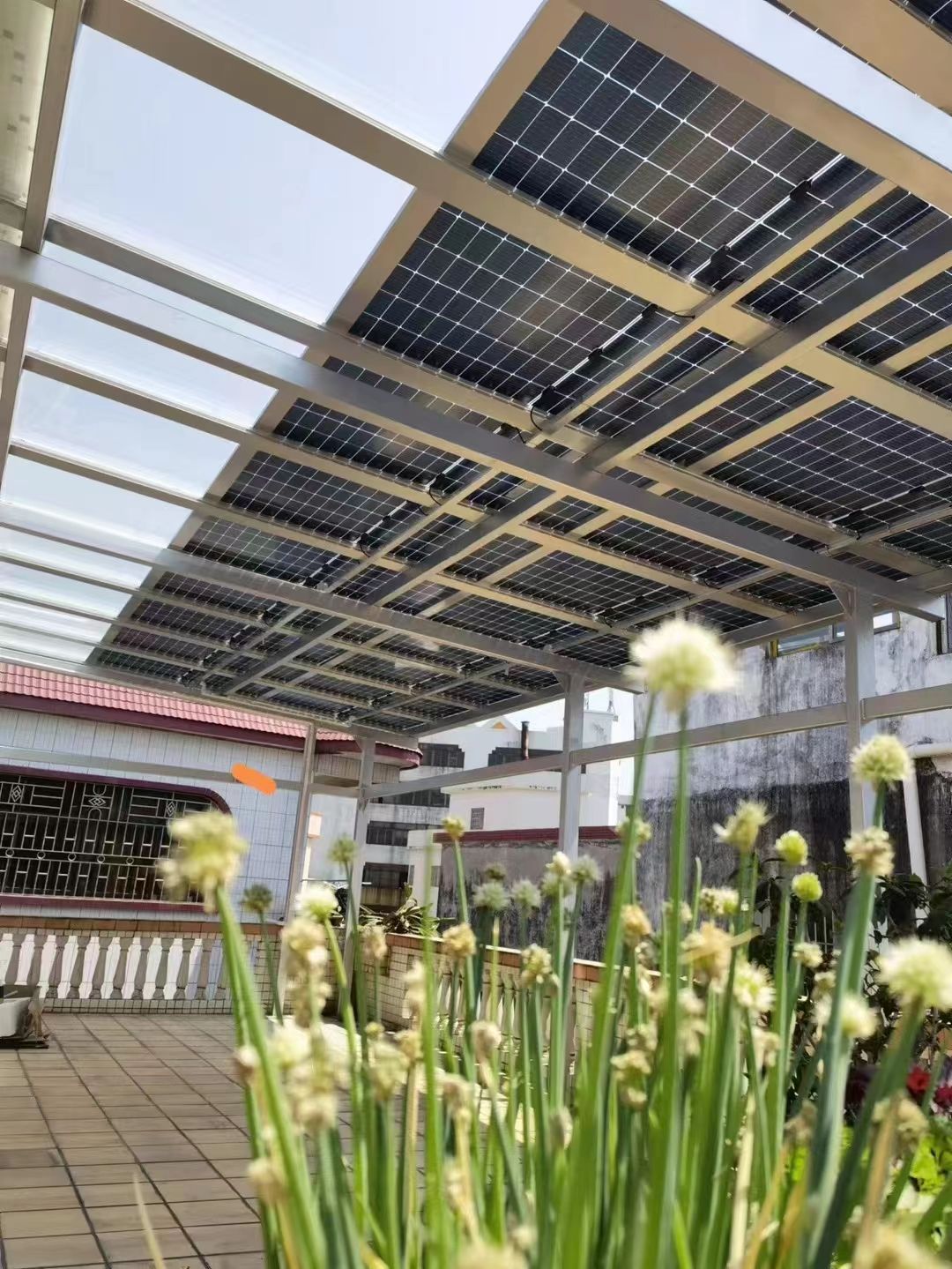安溪别墅家用屋顶太阳能发电系统安装